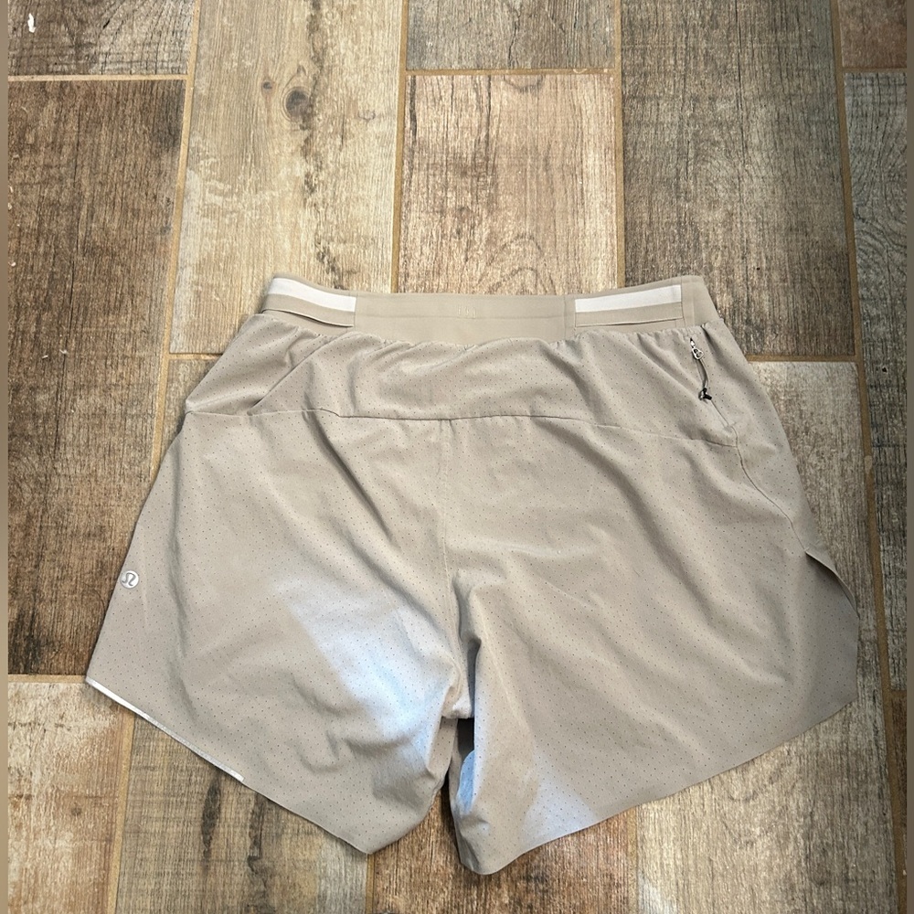 Lululemon Taupe Reflective Running Shorts - Picture 4 of 10